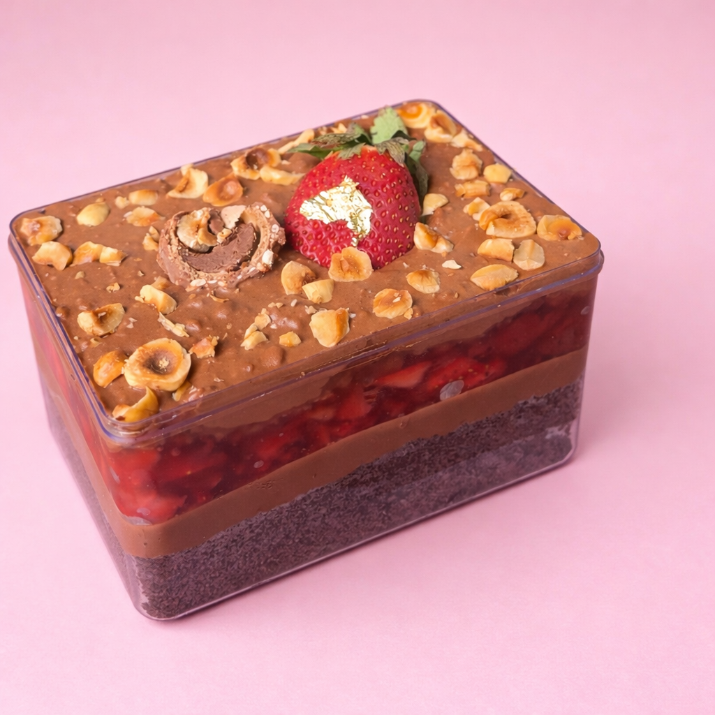 Strawberry X Nutella Crunch Cake Tub