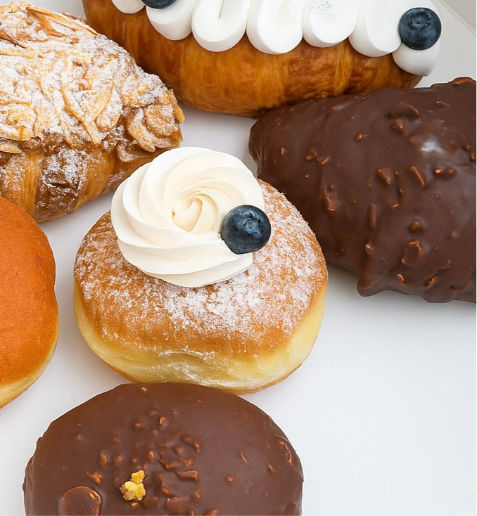Croissant & Bombolini Box