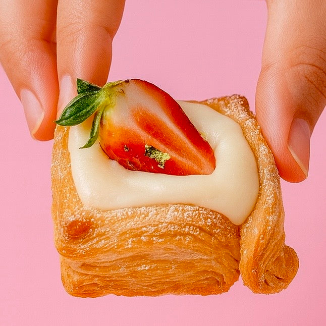 Strawberry & Crème Danish