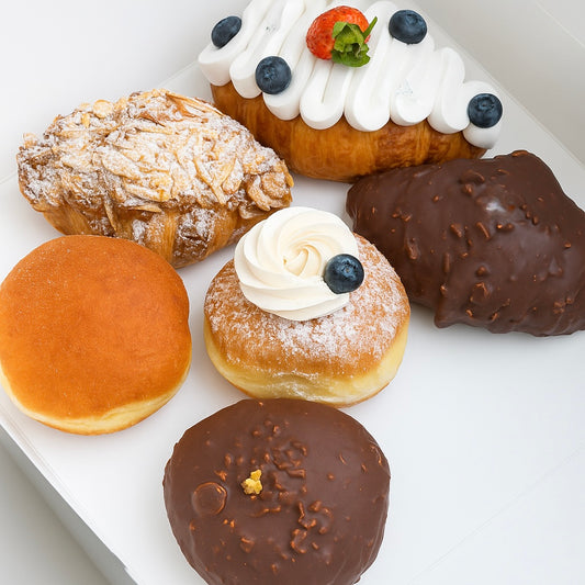 Croissant & Bombolini Box