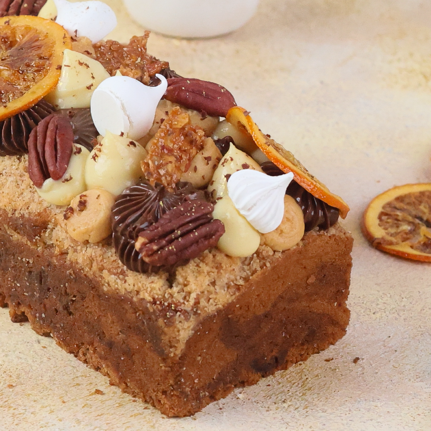 Pecan and Caramel Travel Cake